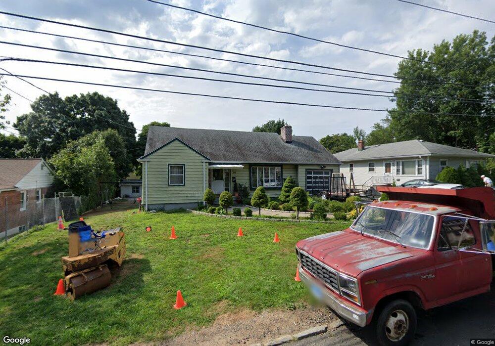 96 Ochsner Place, Bridgeport, CT 06606 - photo 1