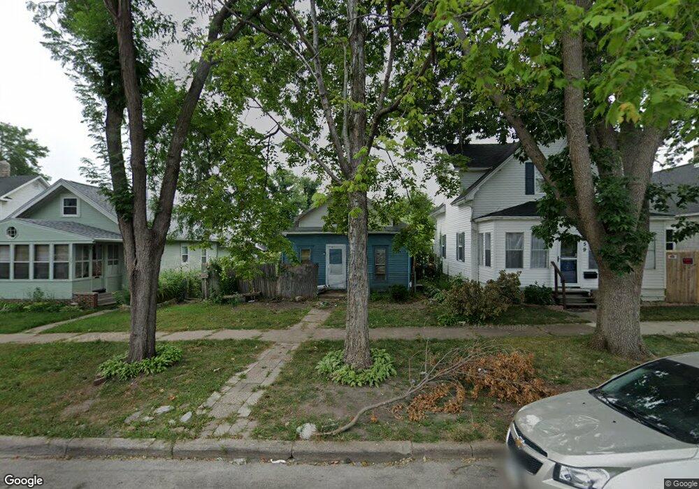 265 12th St NW, Cedar Rapids, IA 52405 - photo 1