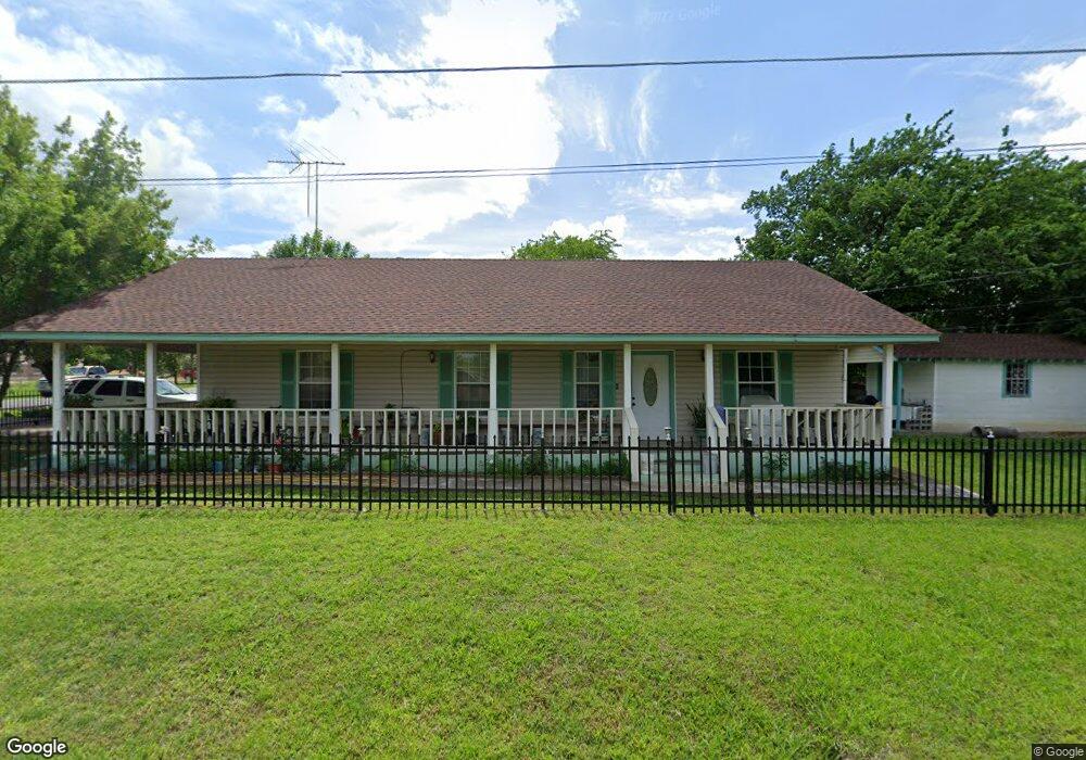 708 E Latimer St, Ennis, TX 75119 - photo 1