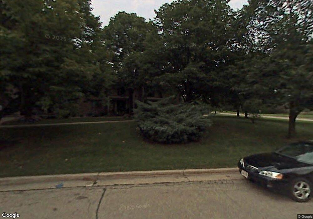 1736 S Carriage Ln unit G4, New Berlin, WI 53151 - photo 1