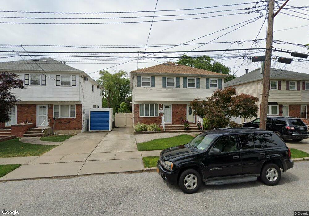 340 Chesterton Ave, Staten Island, NY 10306 - photo 1