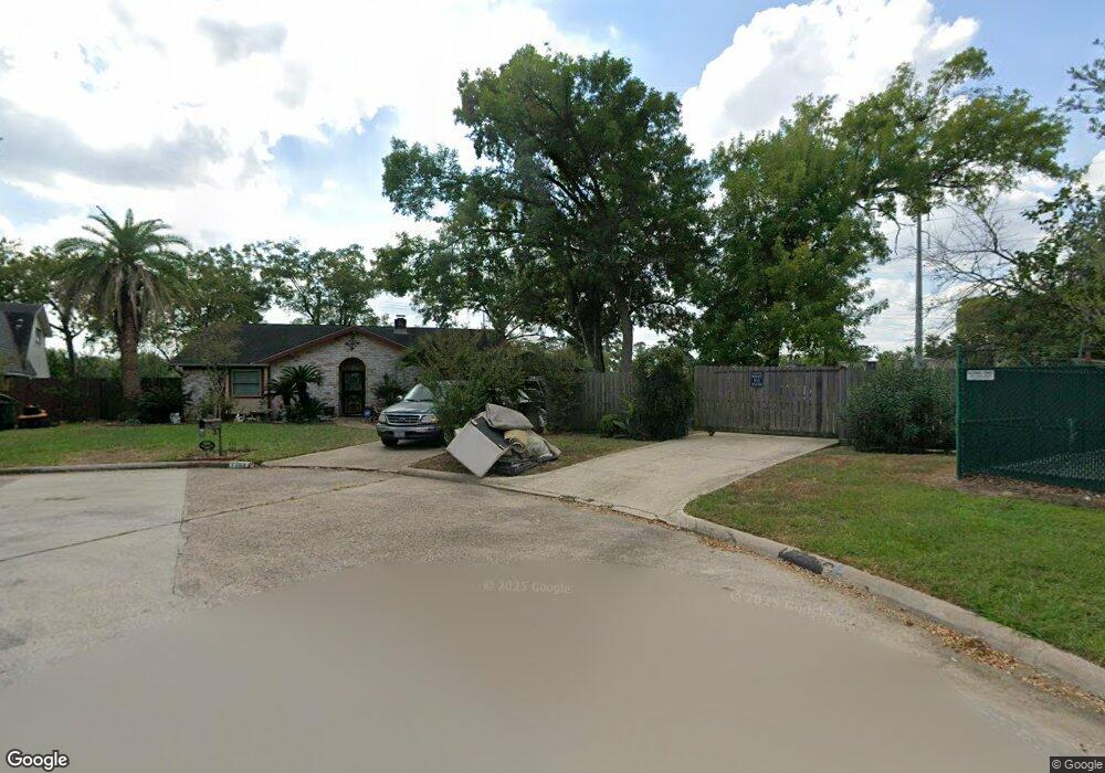 7202 Jadewood Dr, Houston, TX 77088 - photo 1