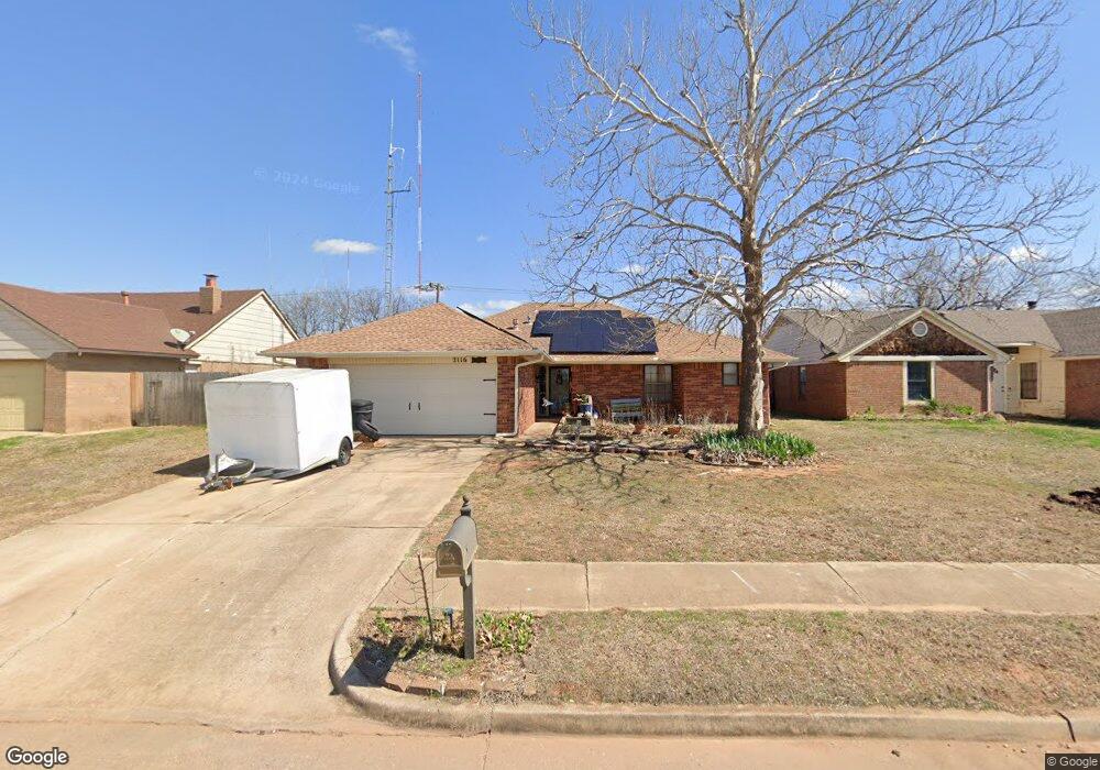 2116 E Hills Dr, Moore, OK 73160 - photo 1