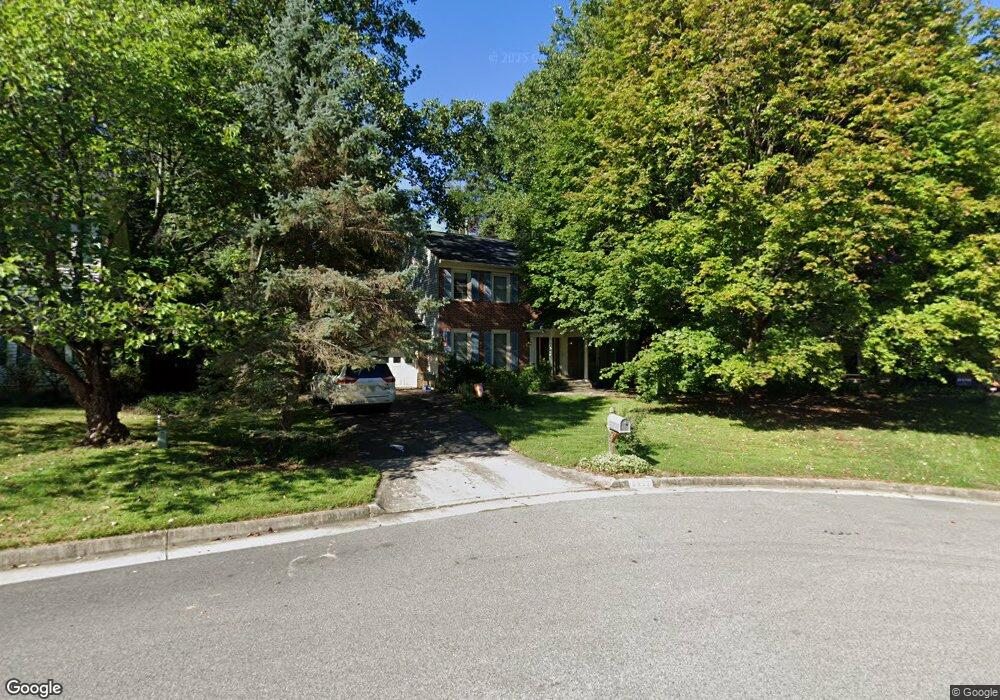 6333 Summerday Ct, Burke, VA 22015 - photo 1