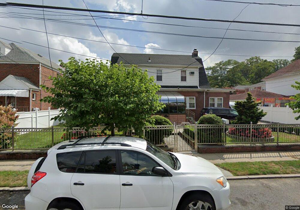 4741 160th St, Flushing, NY 11358 - photo 1