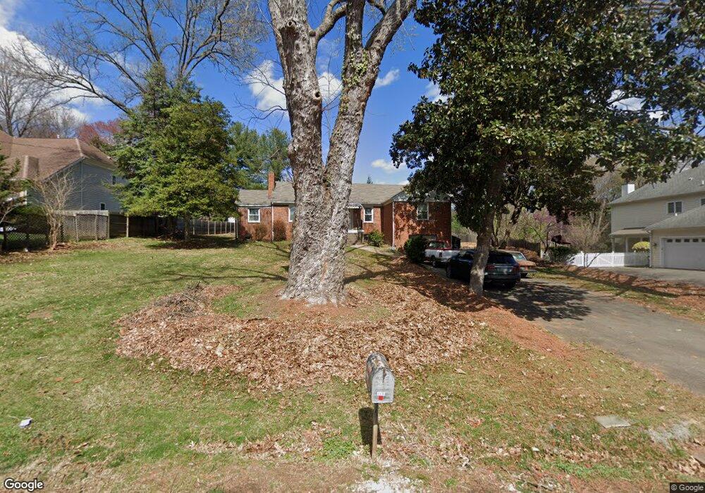 6416 Divine St, McLean, VA 22101 - photo 1