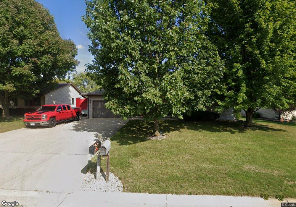 115 Teddy St, Brooklyn, WI 53521 - photo 1