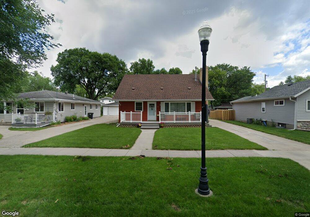 1507 10th Ave S, Fargo, ND 58103 - photo 1