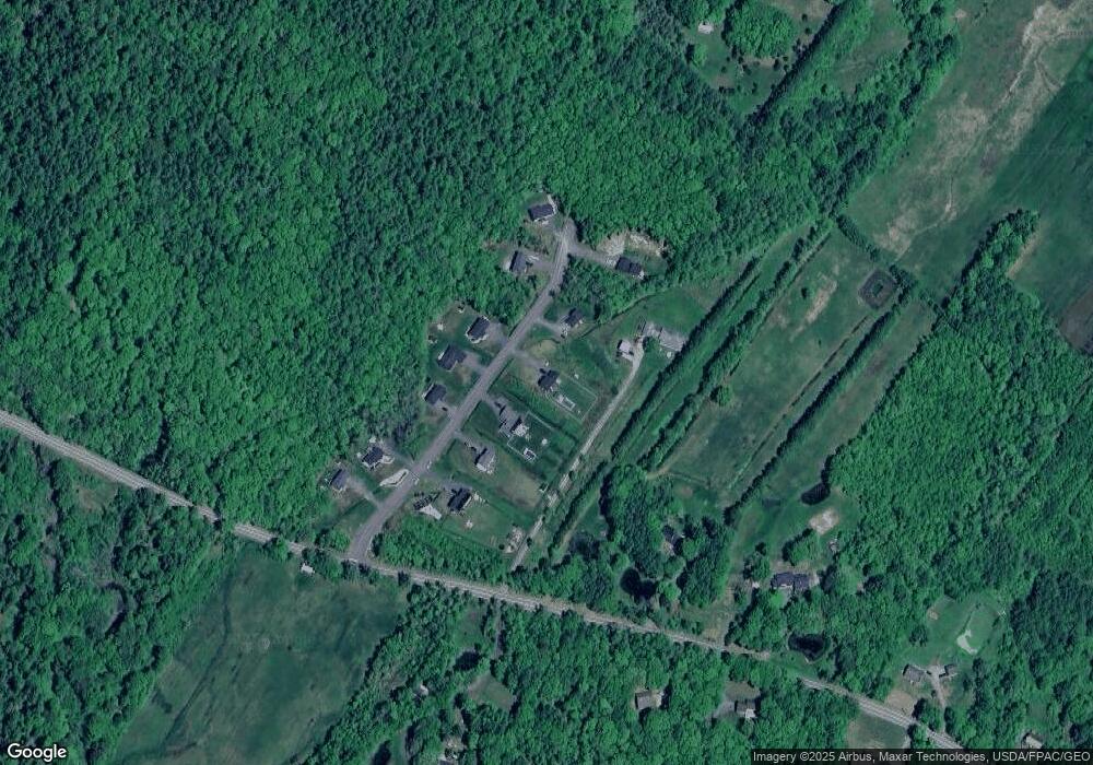 10 Crickett Ln, Biddeford, ME 04005 - photo 1