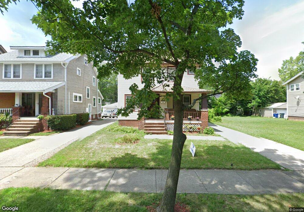 928 Greyton Rd, Cleveland, OH 44112 - photo 1