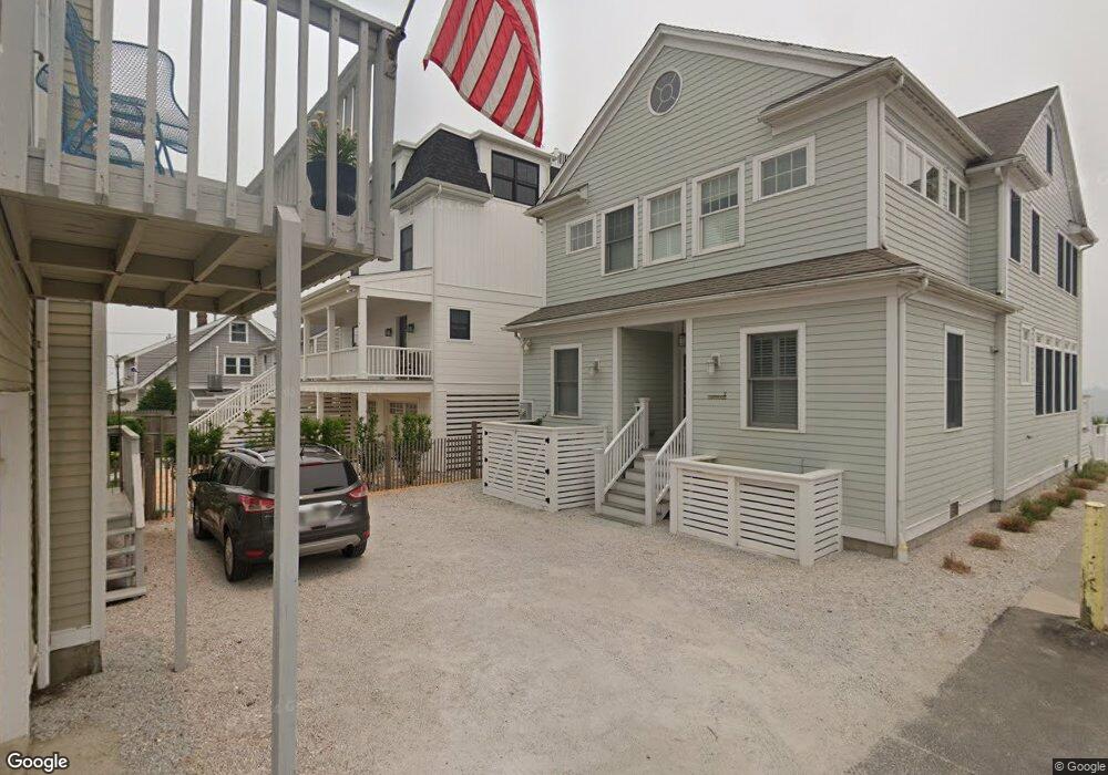 26 Lighthouse Point, Fairfield, CT 06824 - photo 1