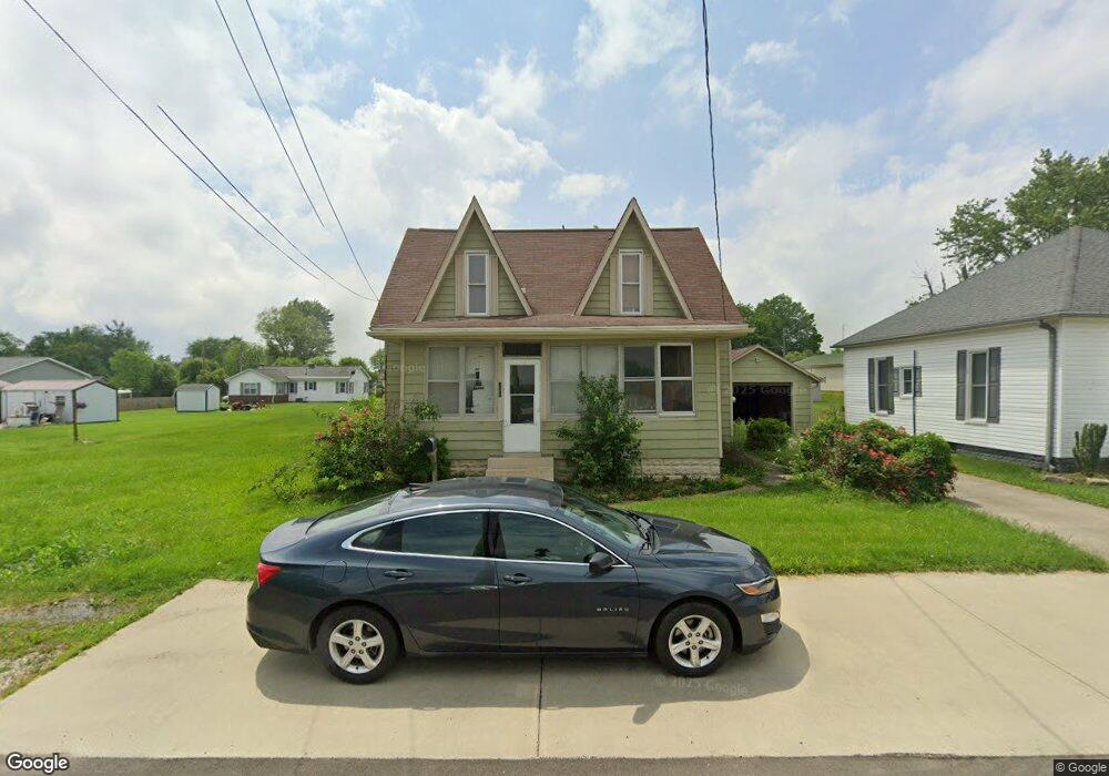 308 Sheridan St, Loogootee, IN 47553 - photo 1