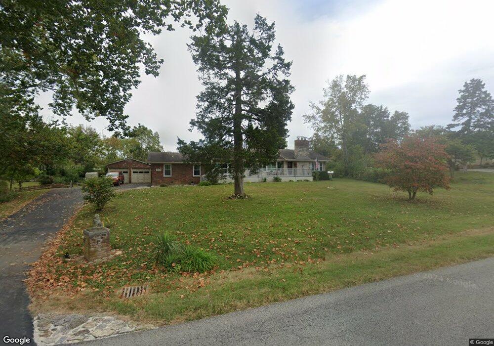 10108 Fairmount Rd, Louisville, KY 40291 - photo 1