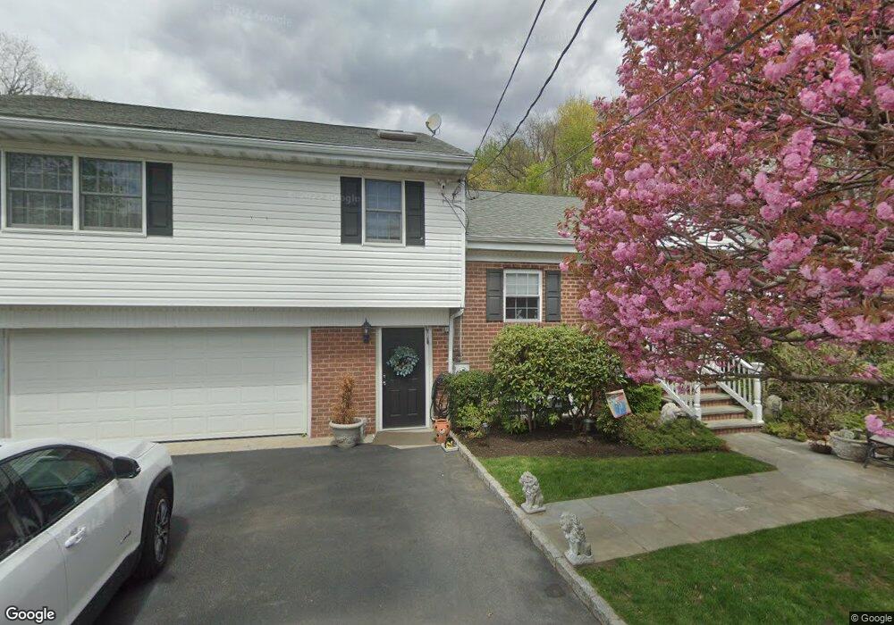 63 Dover Ln, Yonkers, NY 10710 - photo 1