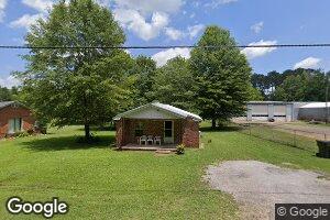 617 4th St NW, Reform, AL 35481