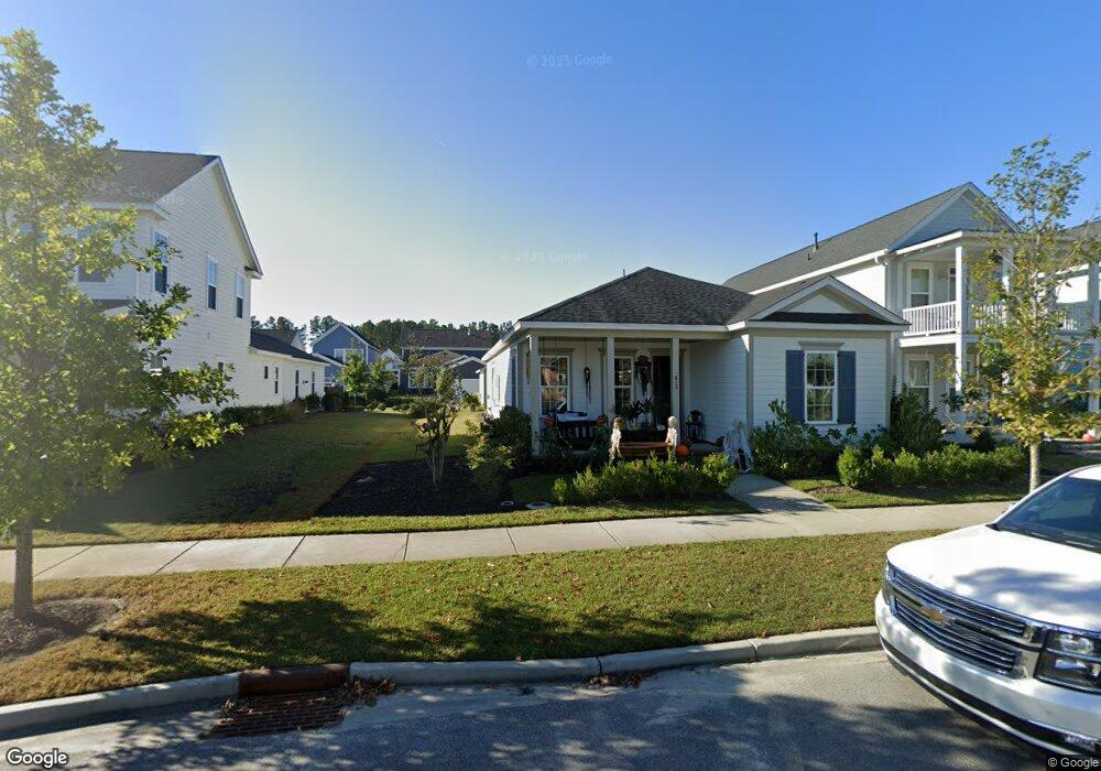 613 Blueway Ave, Summerville, SC 29486 - photo 1