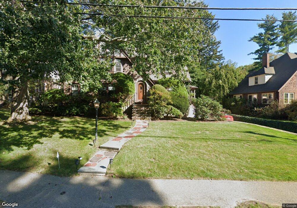 32 Devonshire Rd, Waban, MA 02468 - photo 1