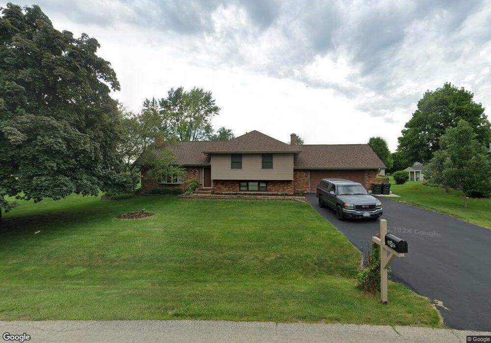 11S730 Mcgrath Ln, Naperville, IL 60564 - photo 1