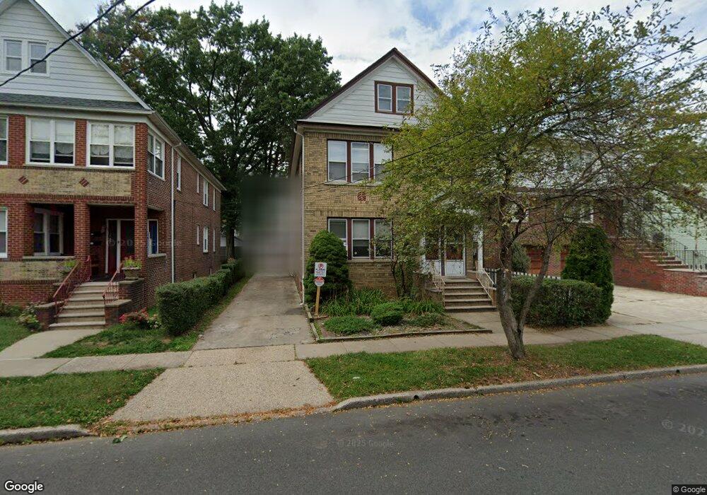 553 E Blancke St, Linden, NJ 07036 - photo 1