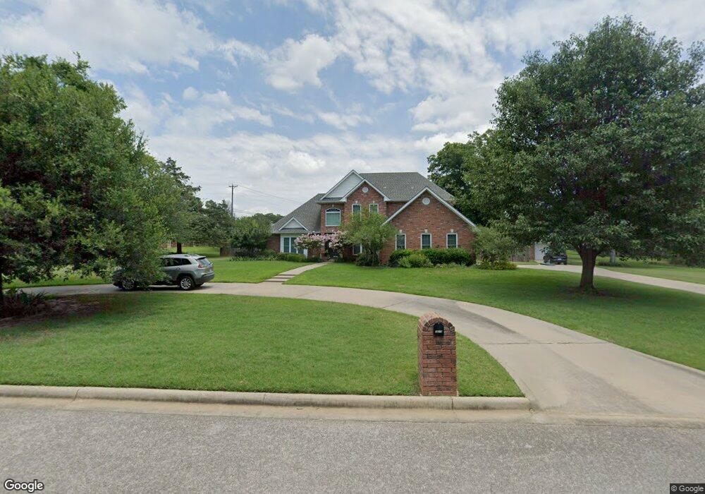 1010 Deer Creek Dr, Denison, TX 75020 - photo 1