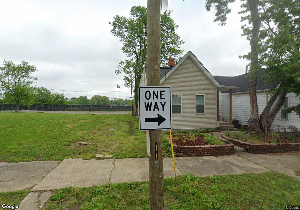 1839 Shelby St, New Albany, IN 47150 - photo 1