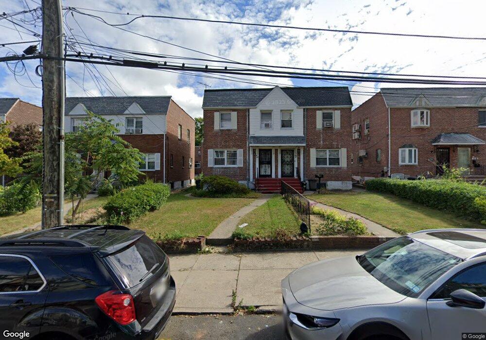 8225 164th Place, Jamaica, NY 11432 - photo 1
