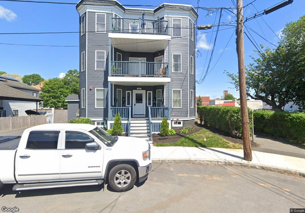 35 Somerset Ave, Winthrop, MA 02152 - photo 1