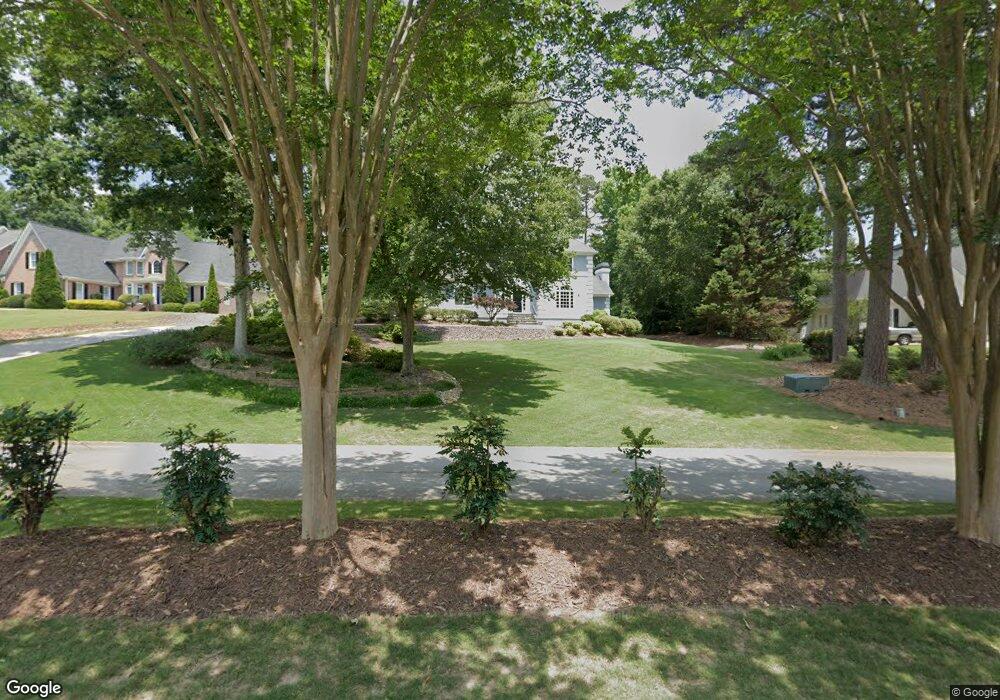 4608 Royal Lakes Dr, Flowery Branch, GA 30542 - photo 1