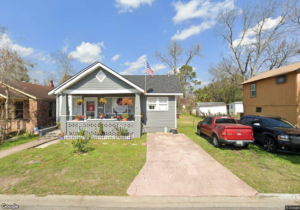 1009 W 45th St, Savannah, GA 31405 - photo 1