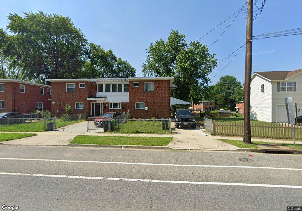 921 Owens Rd, Oxon Hill, MD 20745 - photo 1