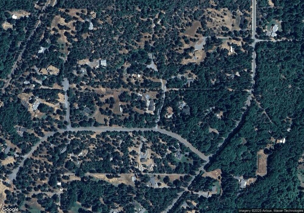 210 Hartsfield, Grants Pass, OR 97526 - photo 1