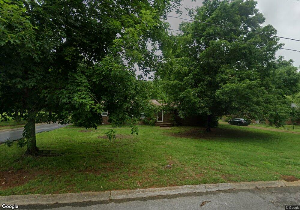 508 Foxhall Dr, Shelbyville, TN 37160 - photo 1