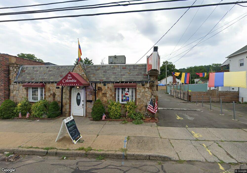 672 Main St, East Haven, CT 06512 - photo 1