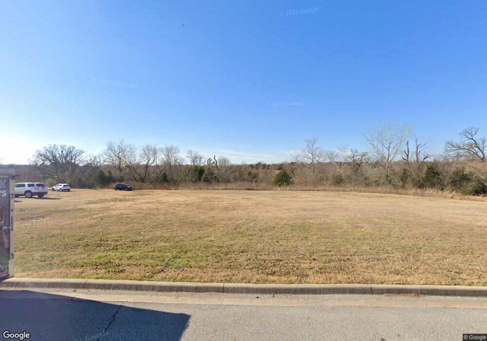 2805 Trail Dr, Denison, TX 75020 - photo 1