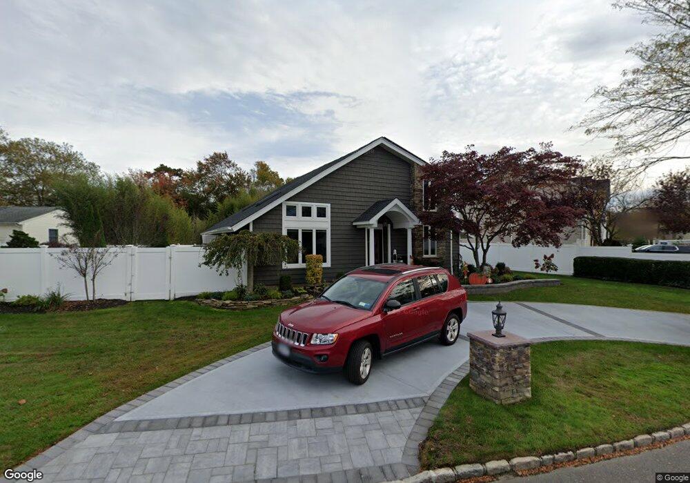 85 Cullen Ave, Islip, NY 11751 - photo 1