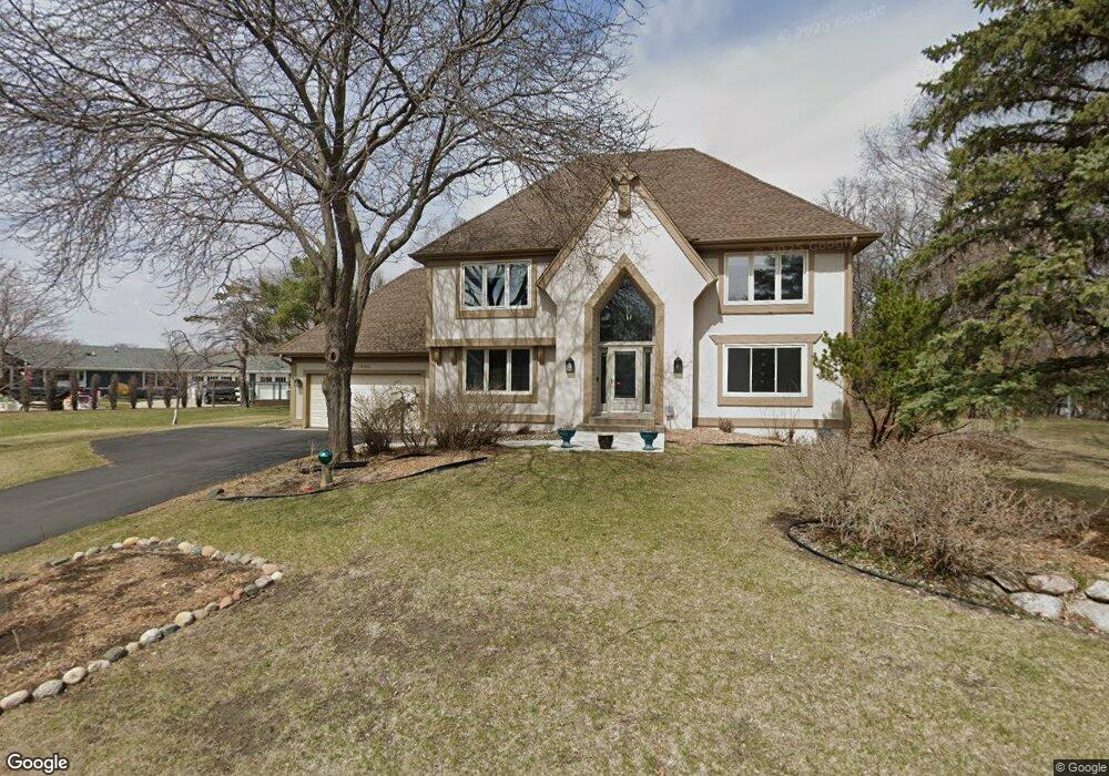 15840 Elodie Ln, Minnetonka, MN 55345 - photo 1