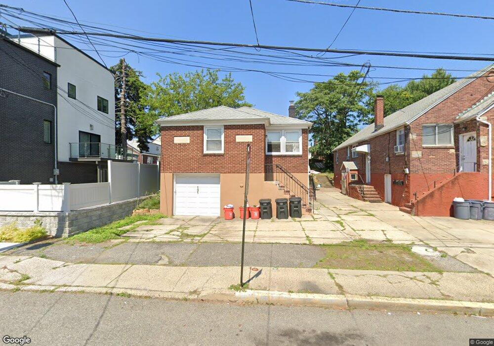 131 Rothwell Ave, Cliffside Park, NJ 07010 - photo 1