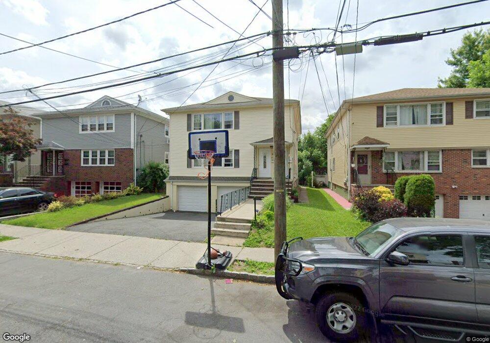 10 Housman Ct unit 2, Maplewood, NJ 07040 - photo 1