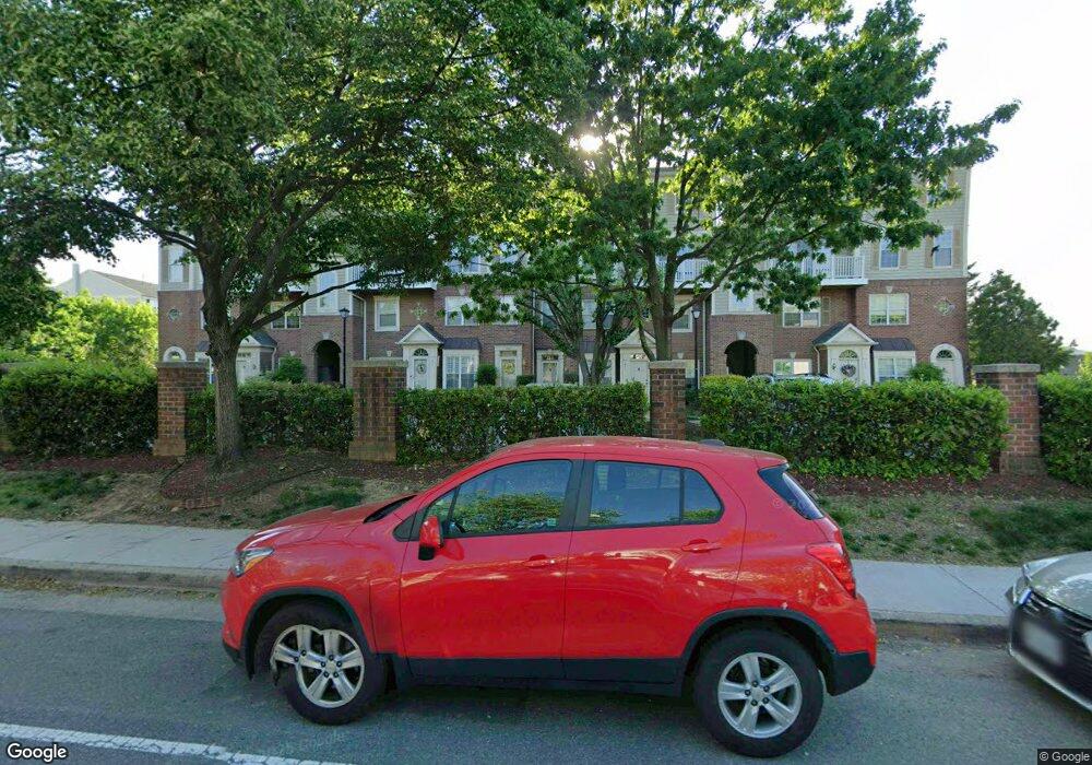 1811 Kenwood Ave, Alexandria, VA 22302 - photo 1