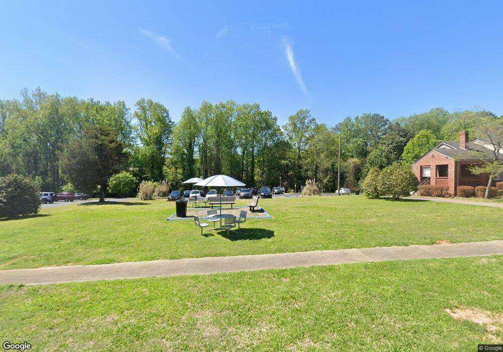 404 Spencer St, Barnesville, GA 30204 - photo 1