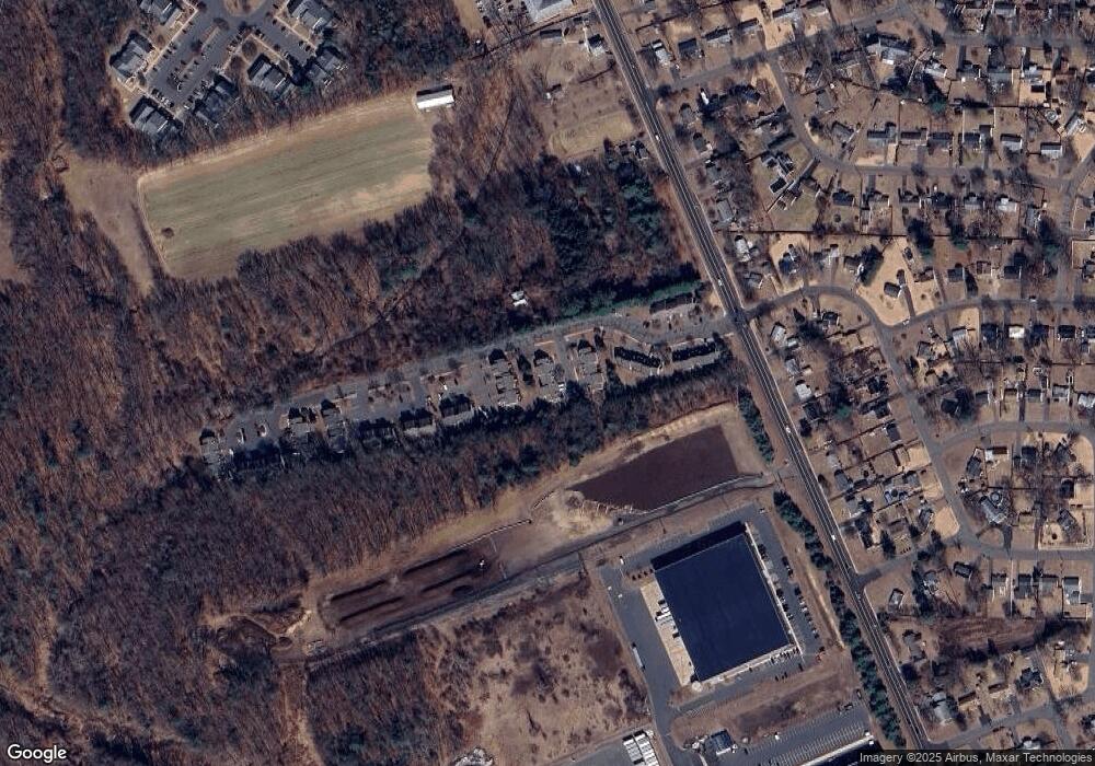 39 Fox Hollow Dr, Windsor Locks, CT 06096 - photo 1