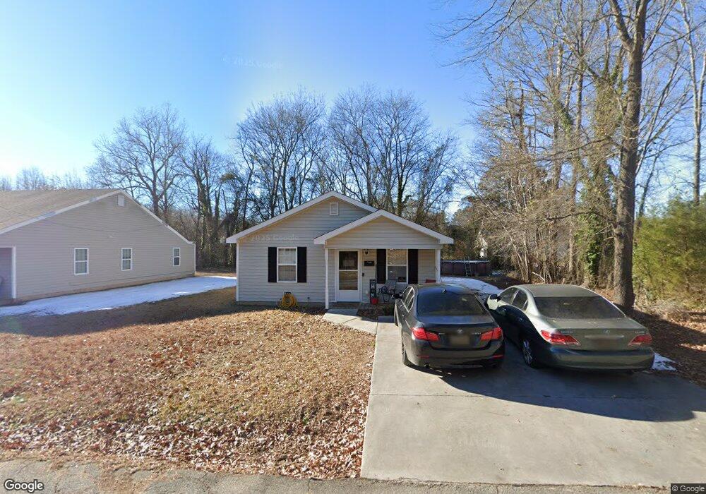 1029 Burton St, Roanoke Rapids, NC 27870 - photo 1