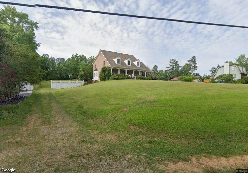 3689 Mountain Rd NE, Marietta, GA 30066 - photo 1