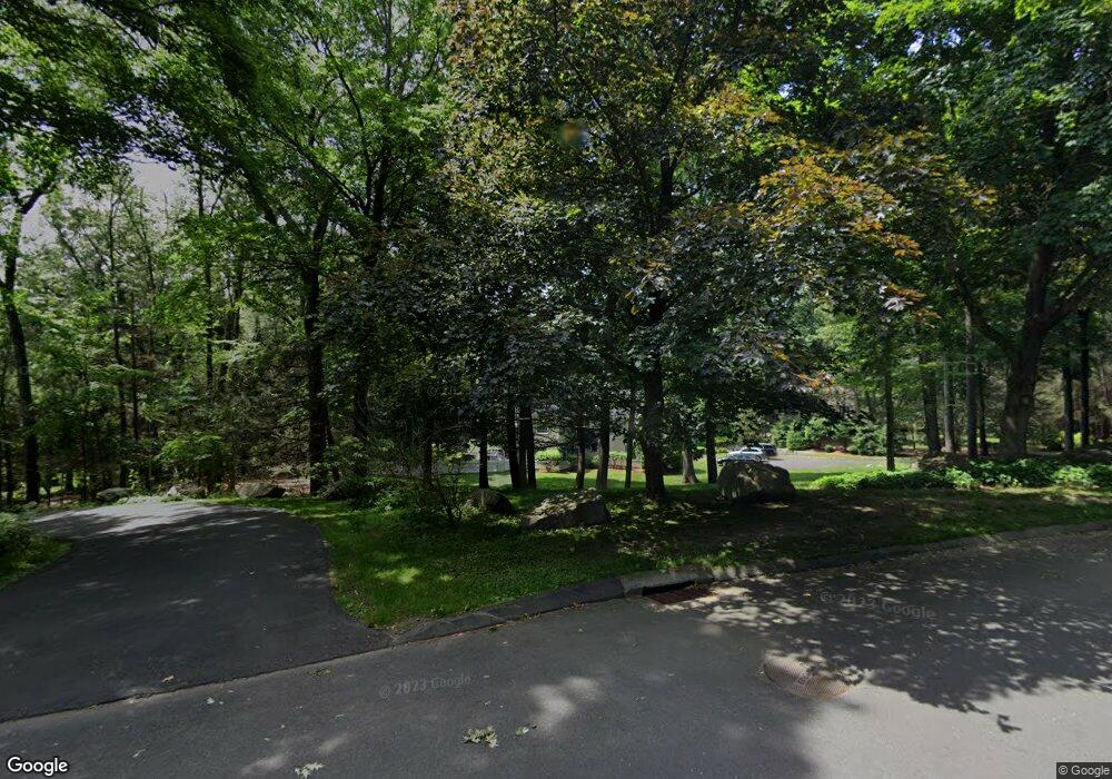 60 Turning Mill Ln, New Canaan, CT 06840 - photo 1