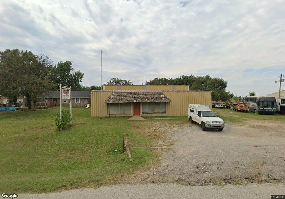 2320 S Agra Rd, Cushing, OK 74023 - photo 1