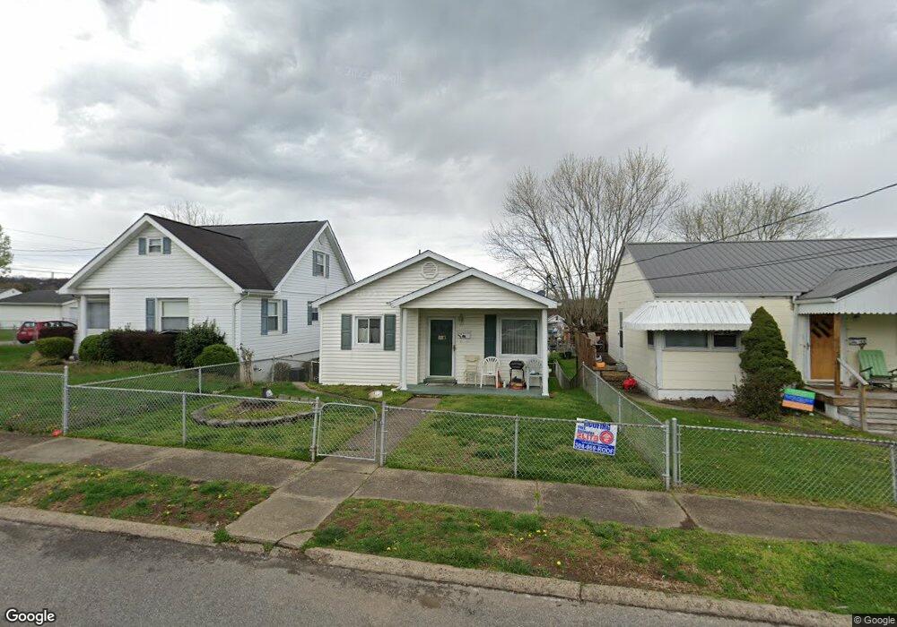 541 20th St, Dunbar, WV 25064 - photo 1