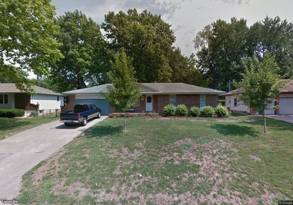 6531 Larsen Ln, Shawnee, KS 66203 - photo 1