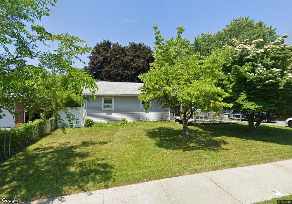 102 Casino Ave, Chicopee, MA 01013 - photo 1