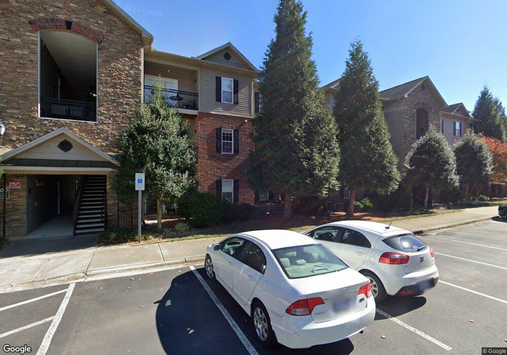 613 Appeldoorn Cir unit 613, Asheville, NC 28803 - photo 1