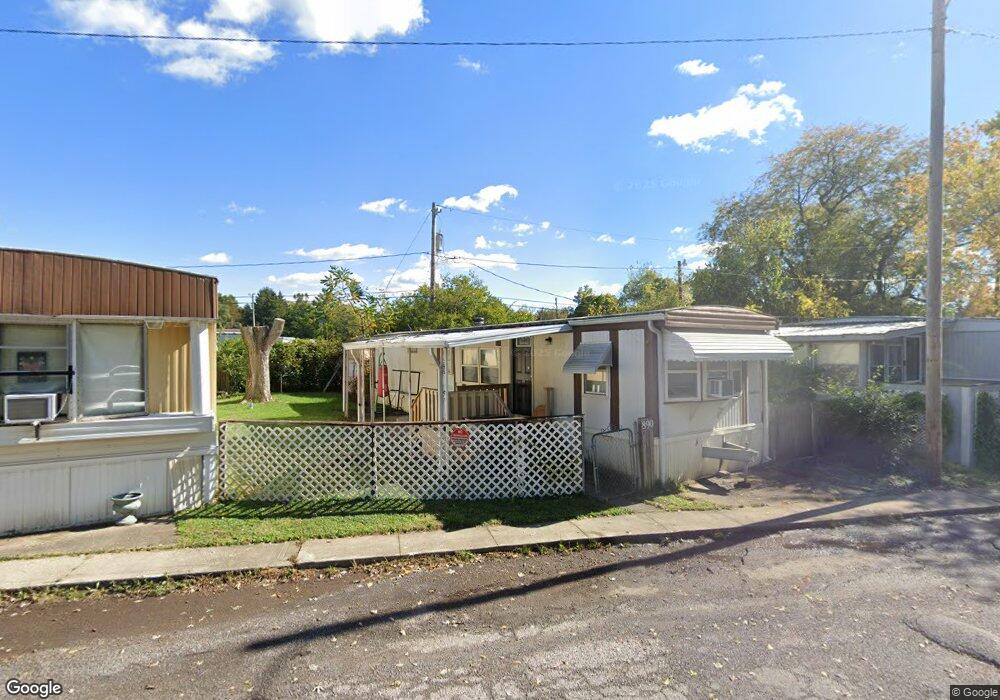 890 Center St, Columbus, OH 43213 - photo 1